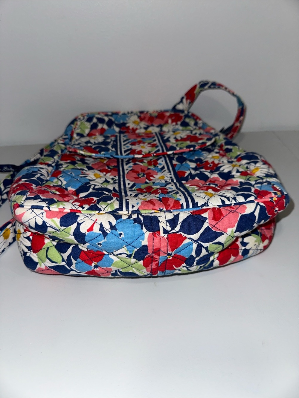 Vera Bradley Summer Cottage Blue White Multi Floral Quilted Small Backpack - Picture 5 of 8
